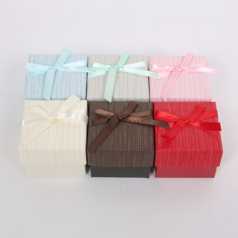 ساعات HY-8 قلائد مجوهرات صناديق هدايا مع وسادة إسفنجية ناعمة